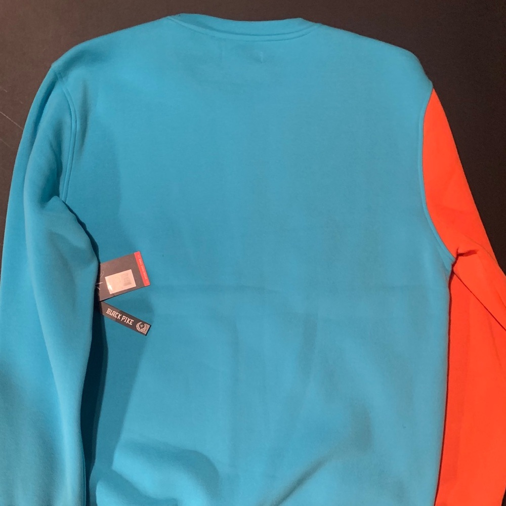 Black Pike Sweater - Picture 3 of 4